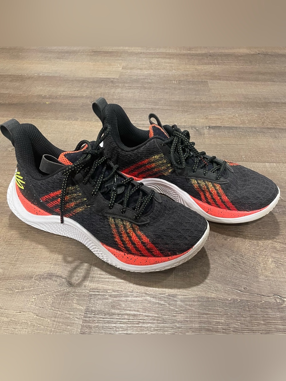 Under Armour Curry Flow 10 Men’s Sz 9.5